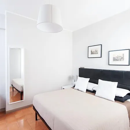 La Lanterna Di San Pietro Řím